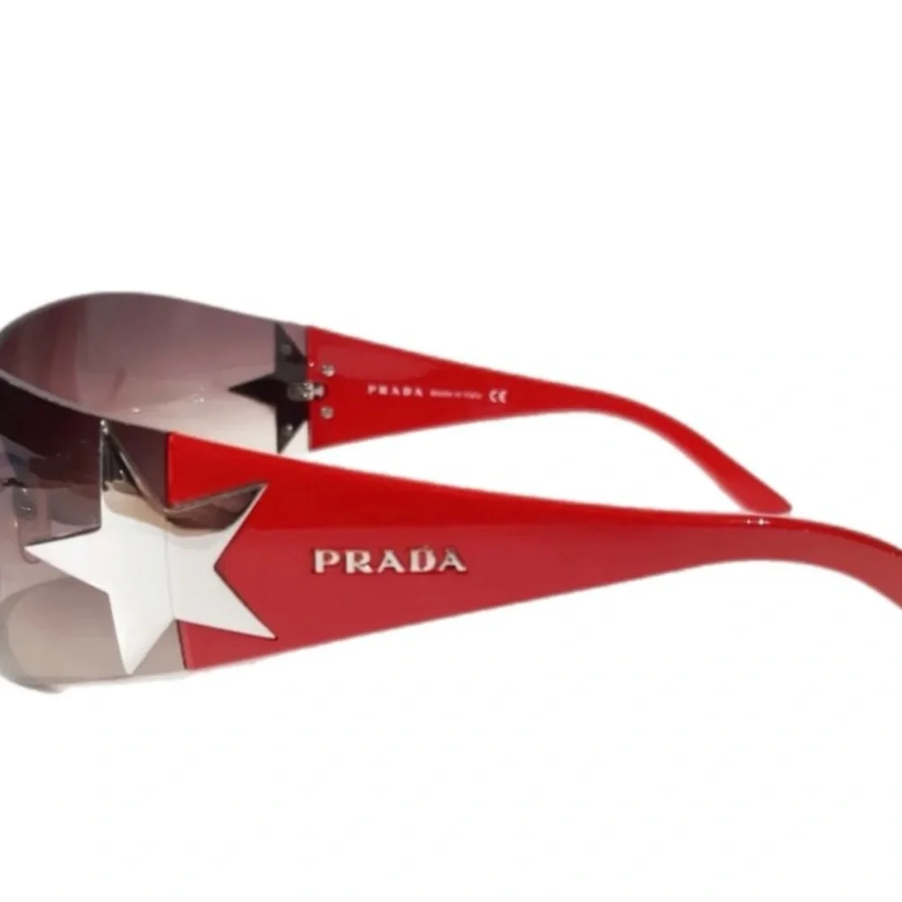 PRADA Rare Y2K Red Star Sunglasses Authentic SPR72G 1BC-651 115 VTG Boutique - Picture 3 of 16